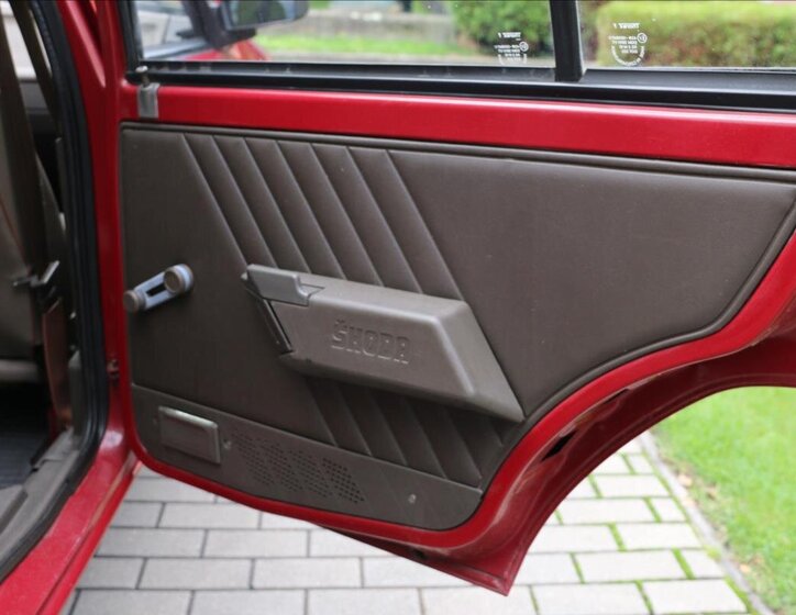 Škoda Favorit Hatchback 1,3 l 46 kw