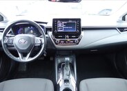 Toyota Corolla Sedan 1,6 l 97 kw