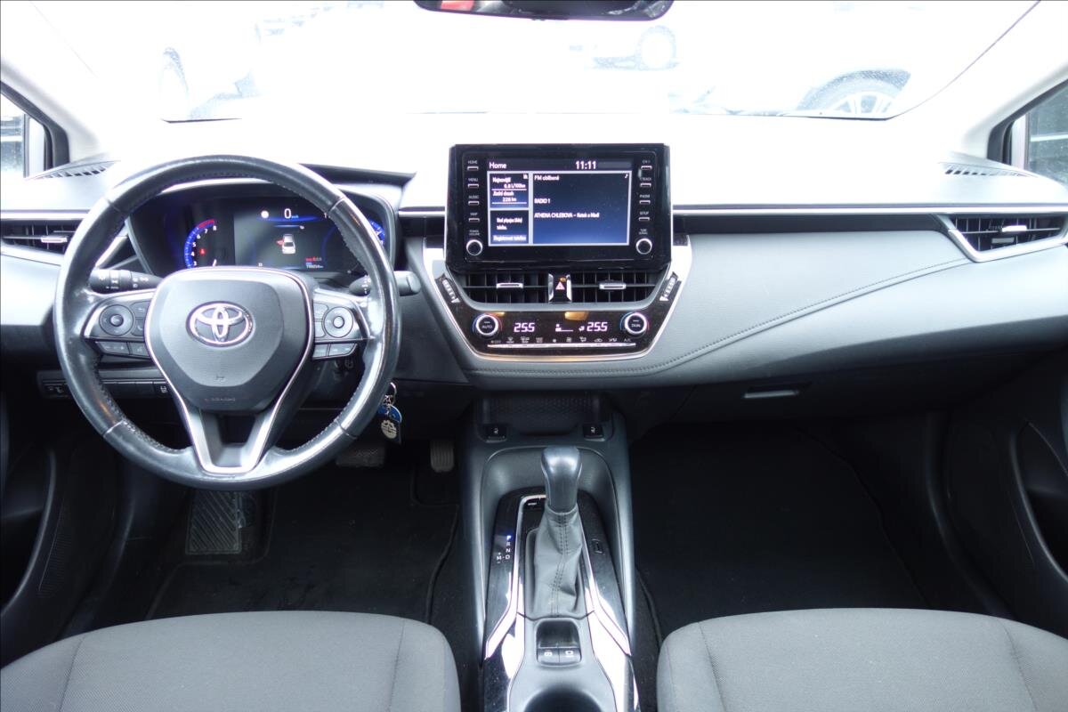 Toyota Corolla Sedan 1,6 l 97 kw