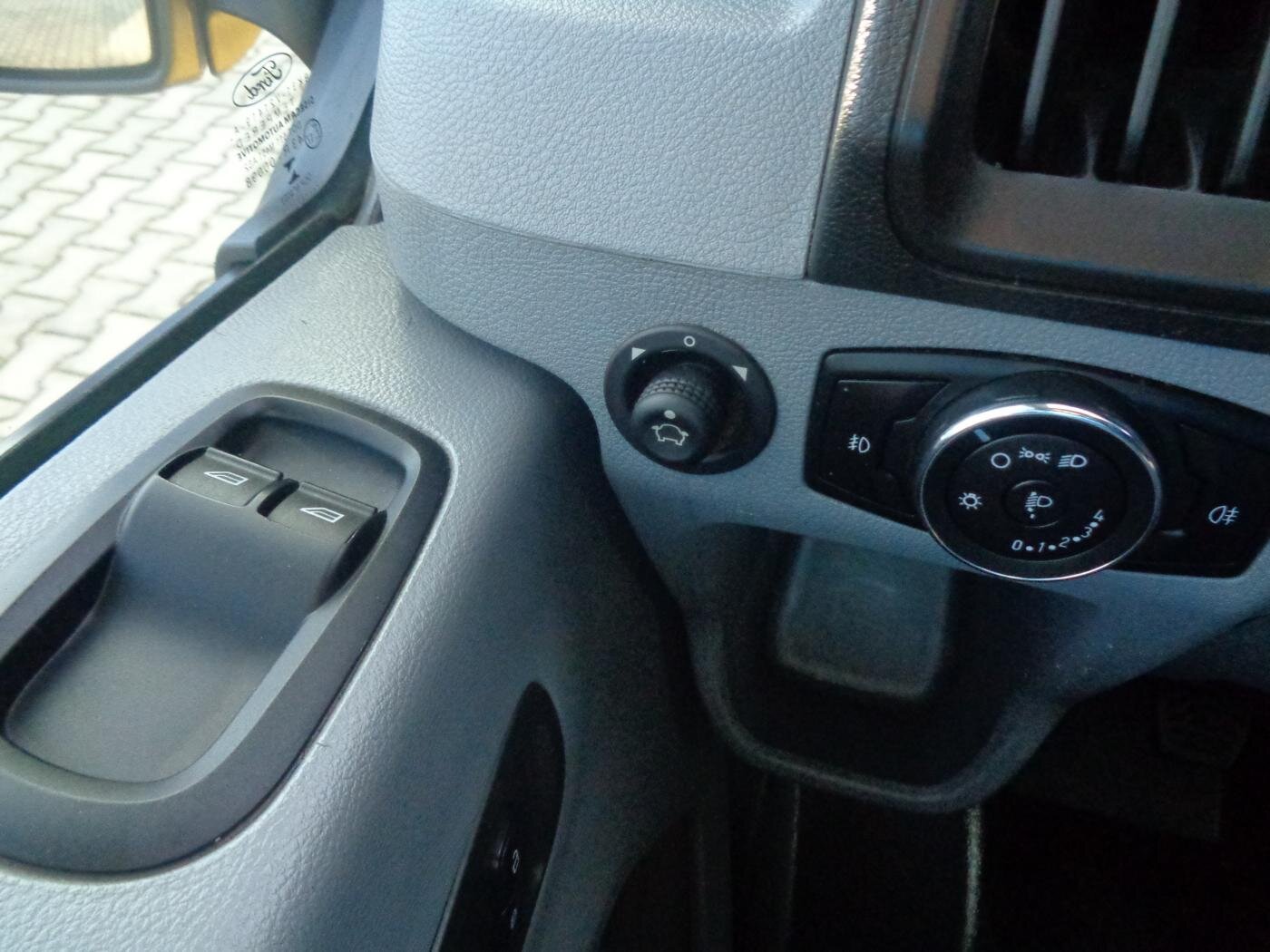 Ford Transit Ostatní 2,0 l 77 kw