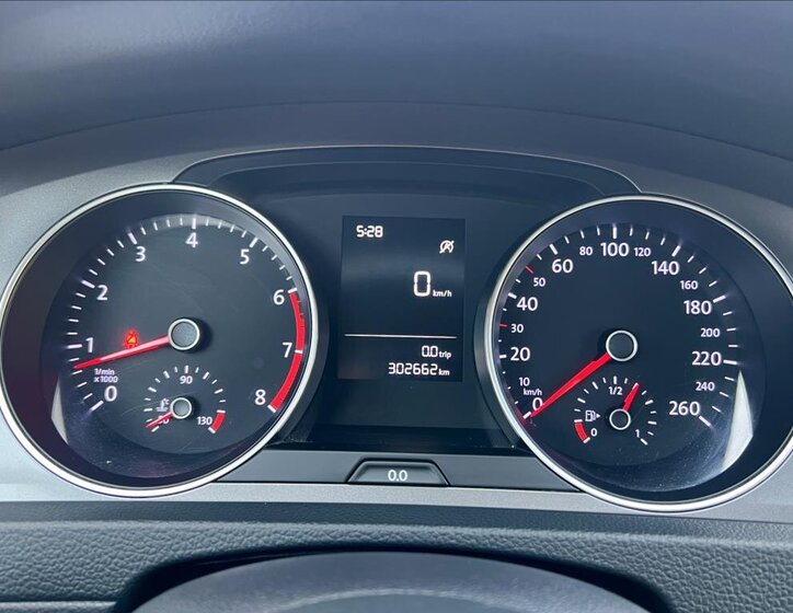 Volkswagen Golf Hatchback 1,2 l 77 kw