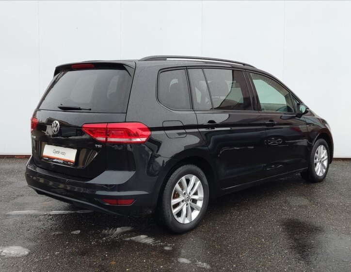Volkswagen Touran MPV 1,2 l 81 kw