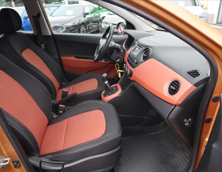 Hyundai i10 Hatchback 998,0 48 kw