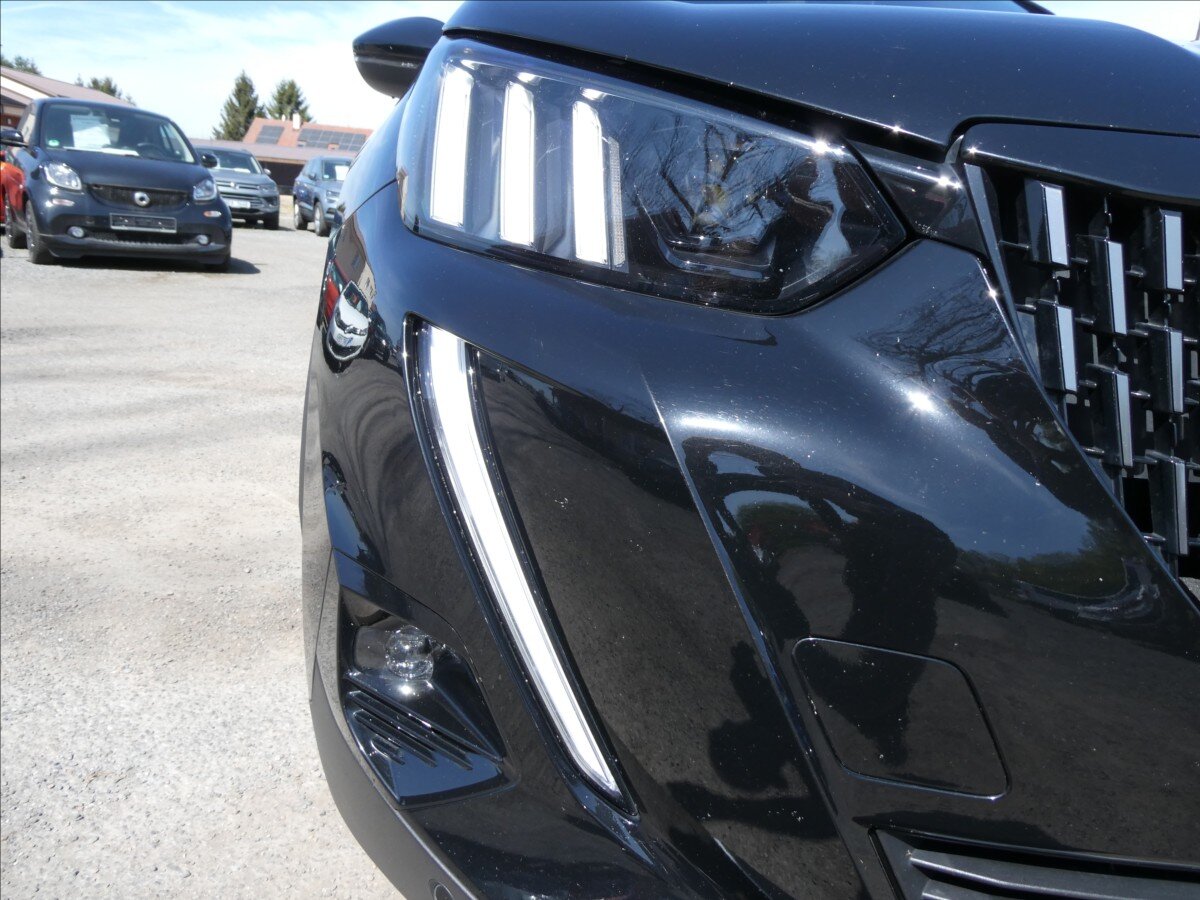 Peugeot 2008 SUV / Terénní 1,2 l 96 kw