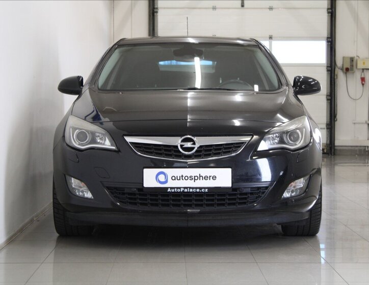 Opel Astra Kombi 2,0 l 118 kw
