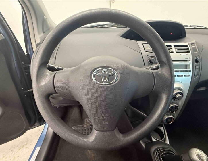 Toyota Yaris Hatchback 1,3 l 64 kw
