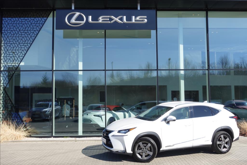 Lexus NX 300h