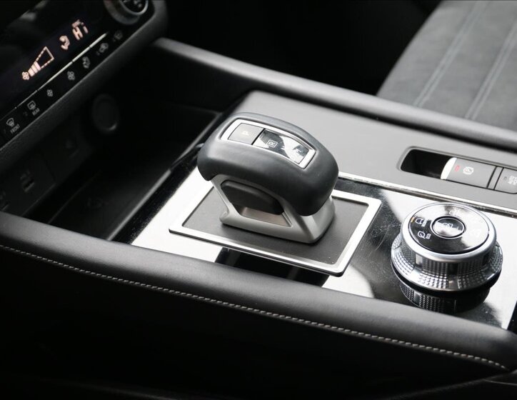 Mitsubishi Outlander SUV / Terénní 2,4 l 162 kw