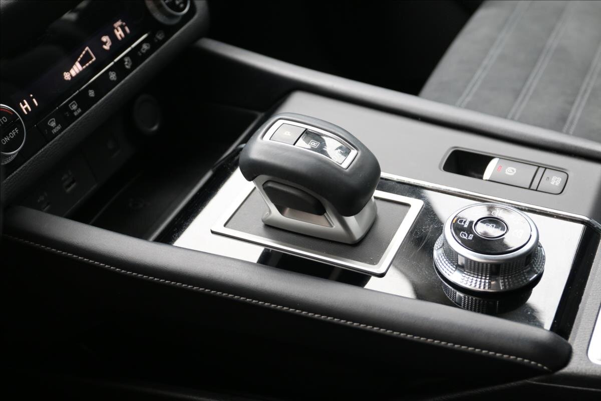 Mitsubishi Outlander SUV / Terénní 2,4 l 162 kw