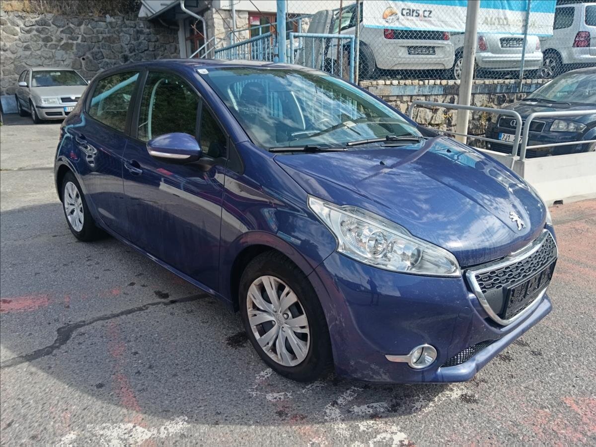 Peugeot 208 Hatchback 1,6 l 68 kw