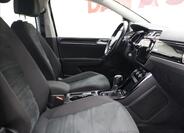 Volkswagen Touran 12