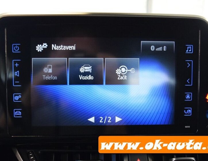 Toyota C-HR Hatchback 1,8 l 0