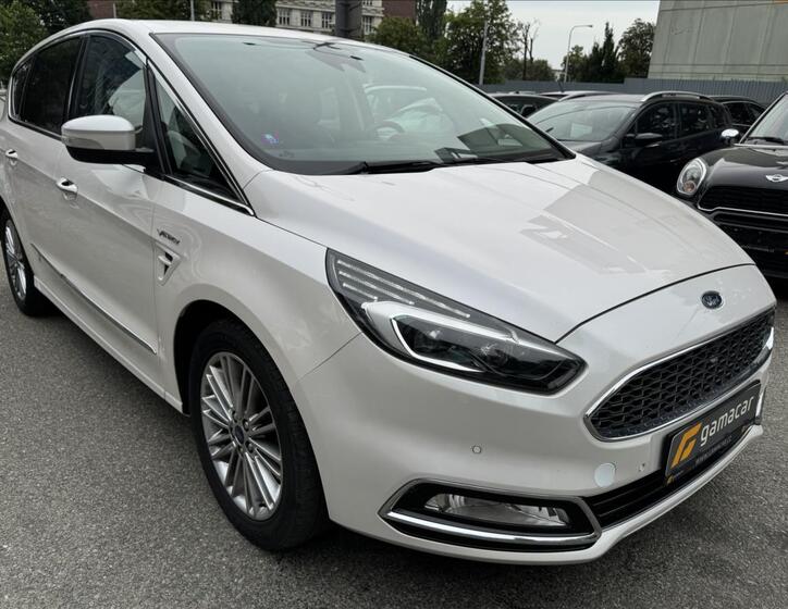 Ford S-MAX 18