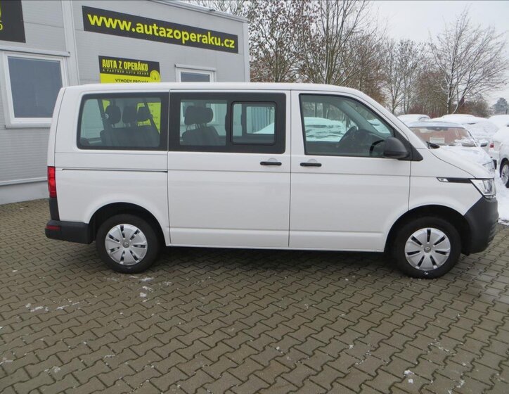 Volkswagen Transporter 9