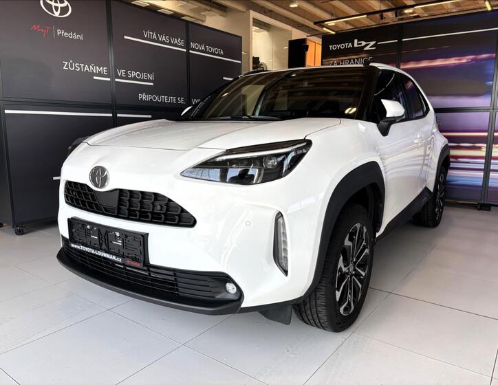 Toyota Yaris Cross 3