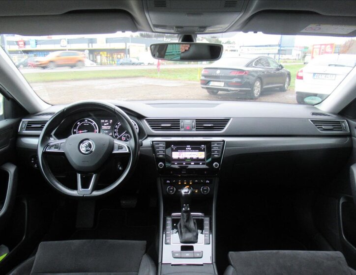 Škoda Superb Kombi 2,0 l 110 kw