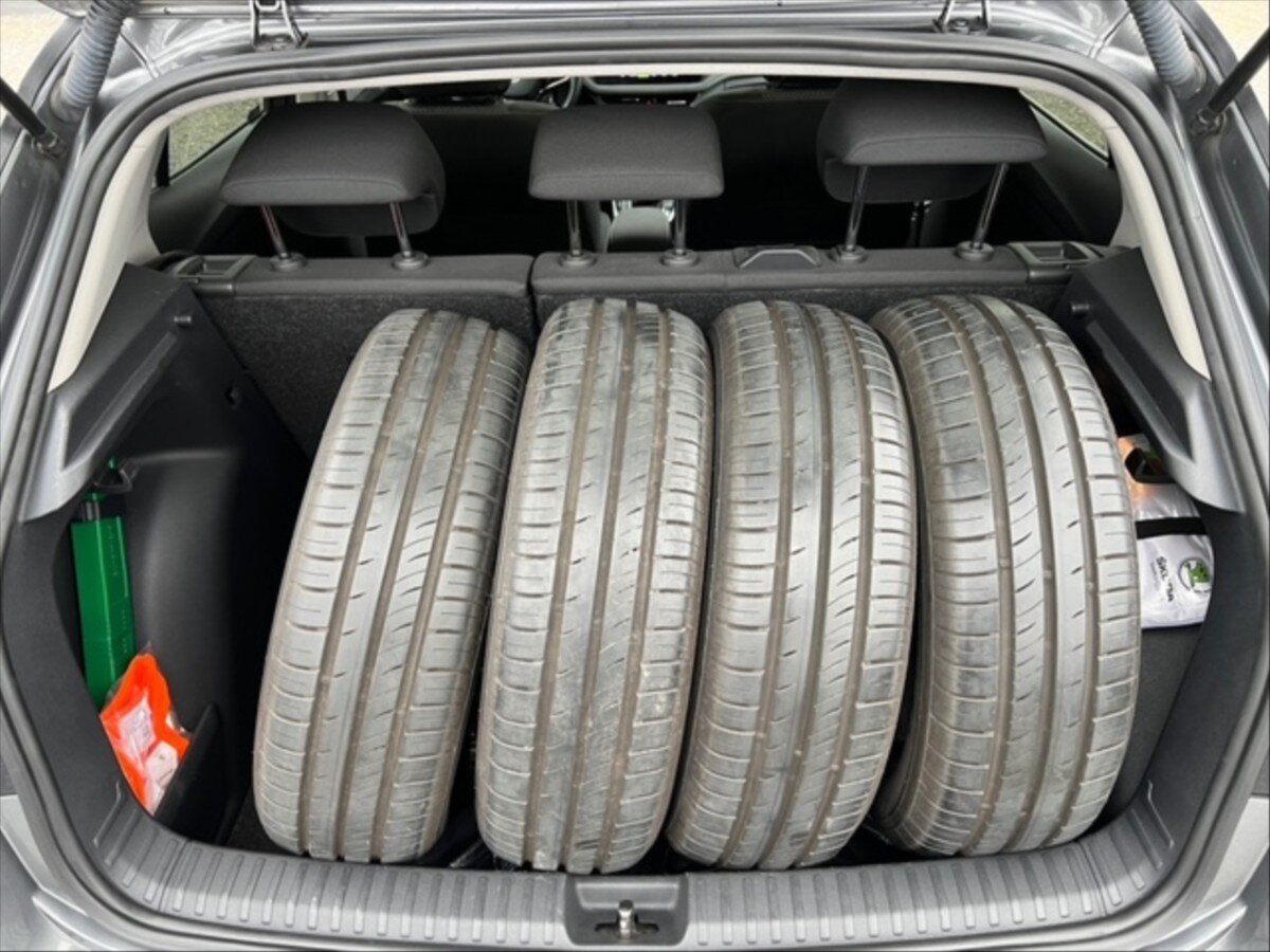 Škoda Fabia Hatchback 999,0 70 kw