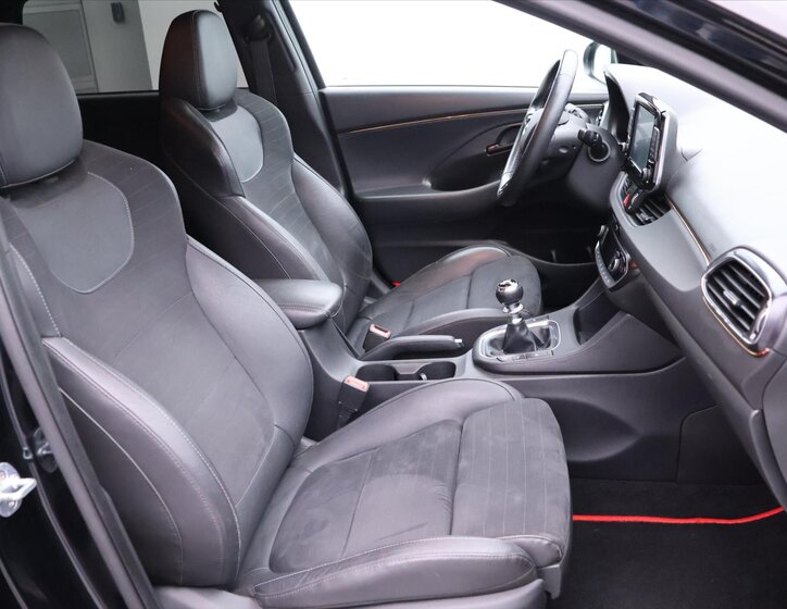 Hyundai i30 Hatchback 2,0 l 202 kw