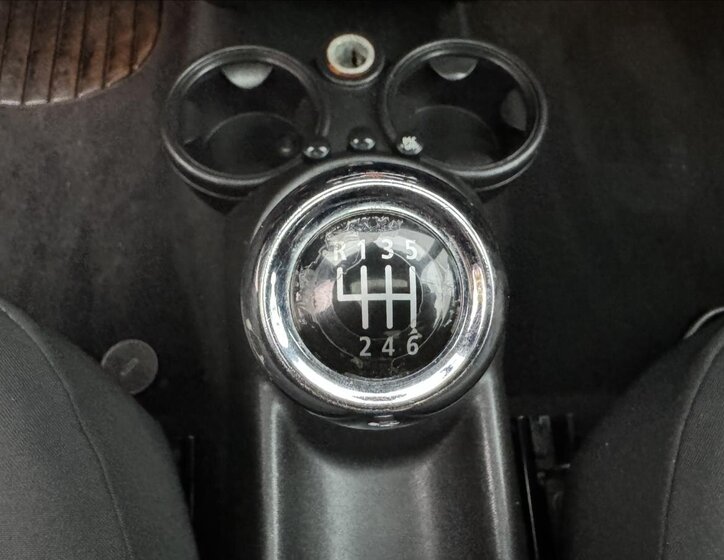 Mini Cooper Hatchback 1,6 l 88 kw