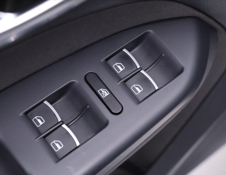 Volkswagen Touran MPV 1,6 l 77 kw