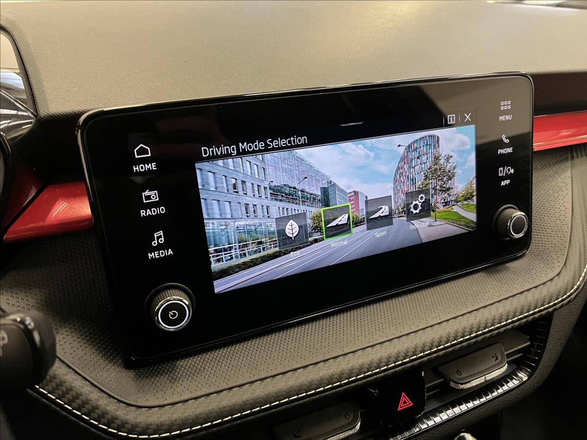 Škoda Fabia Hatchback 999,0 85 kw