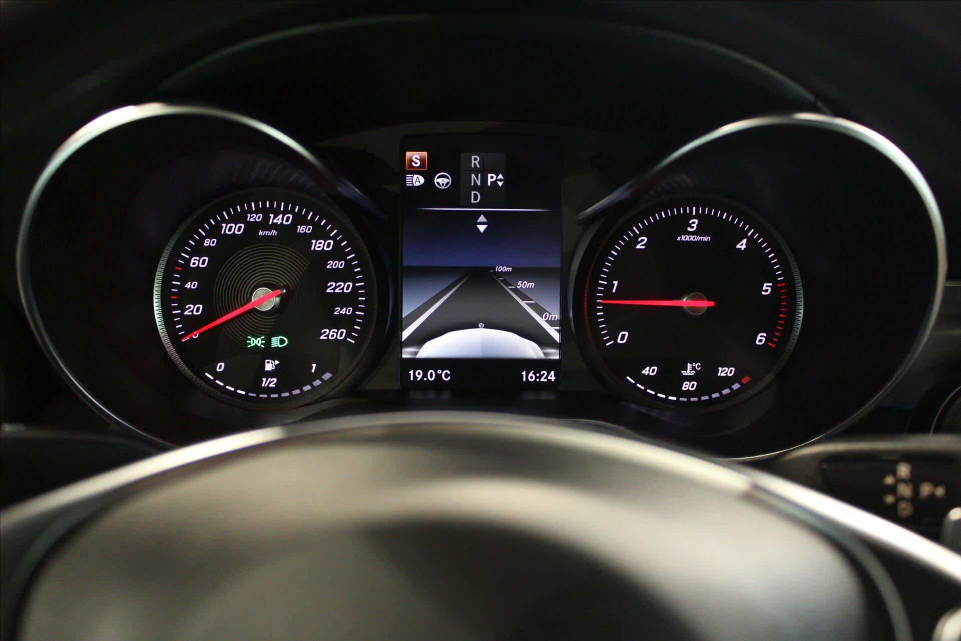 Mercedes-Benz Třídy C Kupé 2,1 l 150 kw