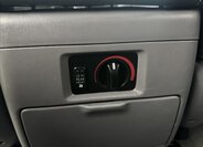 Toyota Land Cruiser SUV / Terénní 4,2 l 150 kw