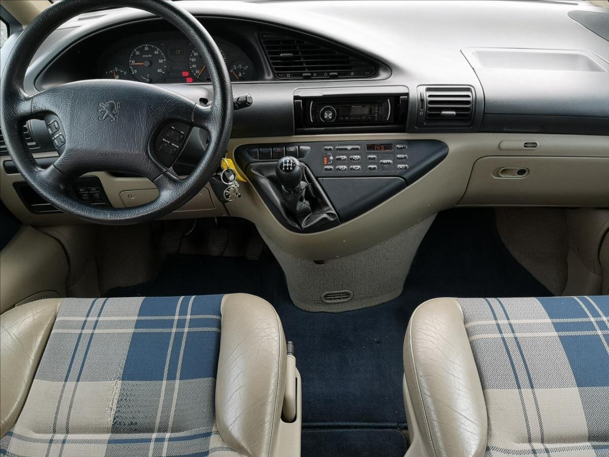 Peugeot 806 Kombi 2,1 l 80 kw