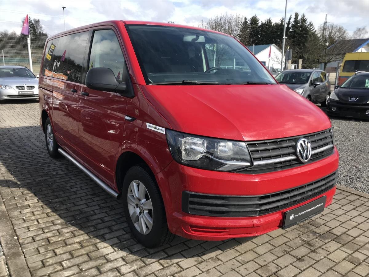 Volkswagen Transporter Kombi 2,0 l 62 kw
