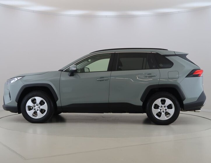 Toyota RAV4 SUV 2,5 l 131 kw