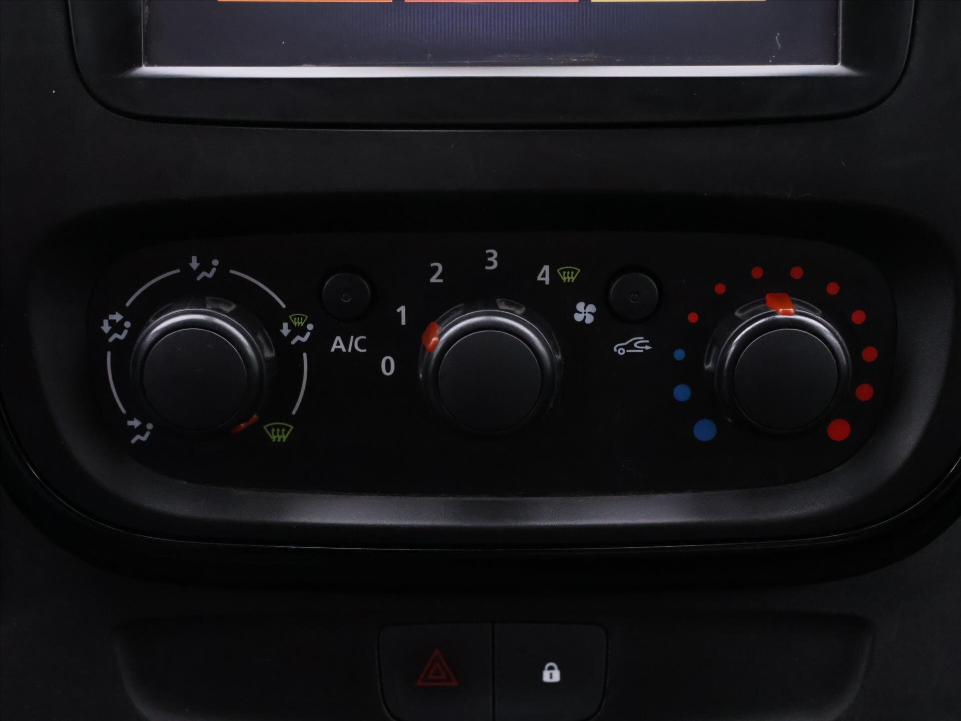 Opel Vivaro Ostatní 1,6 l 89 kw