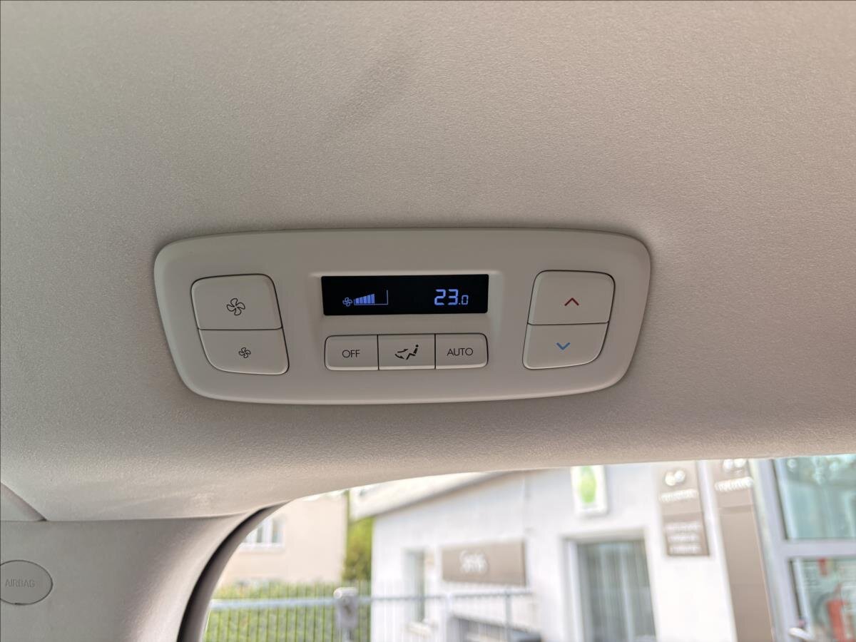 Hyundai Staria MPV 2,2 l 130 kw