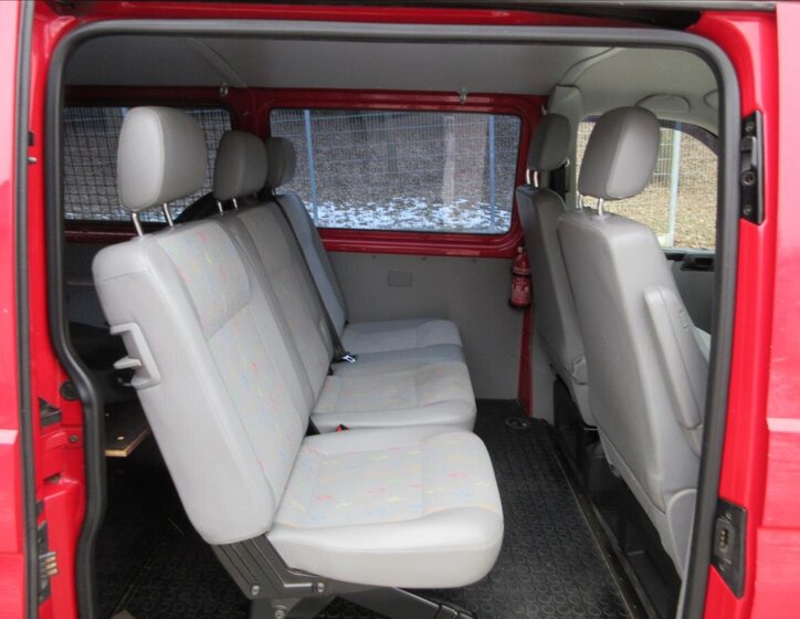 Volkswagen Transporter Ostatní 2,5 l 96 kw