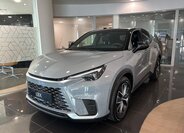 Lexus LBX SUV 1,5 l 100 kw