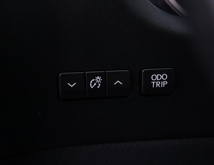 Lexus NX 300h SUV 2,5 l 114 kw