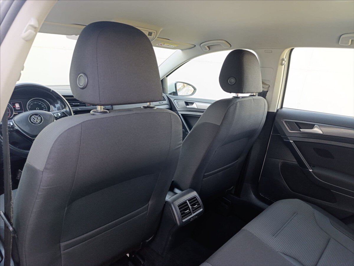 Volkswagen Golf Hatchback 1,5 l 96 kw