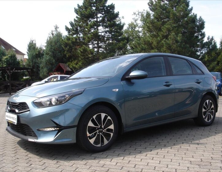 KIA Ceed Hatchback 1,5 l 103 kw