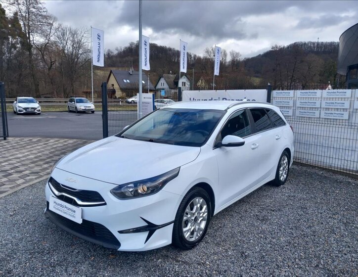 KIA Ceed Kombi 1,5 l 117 kw