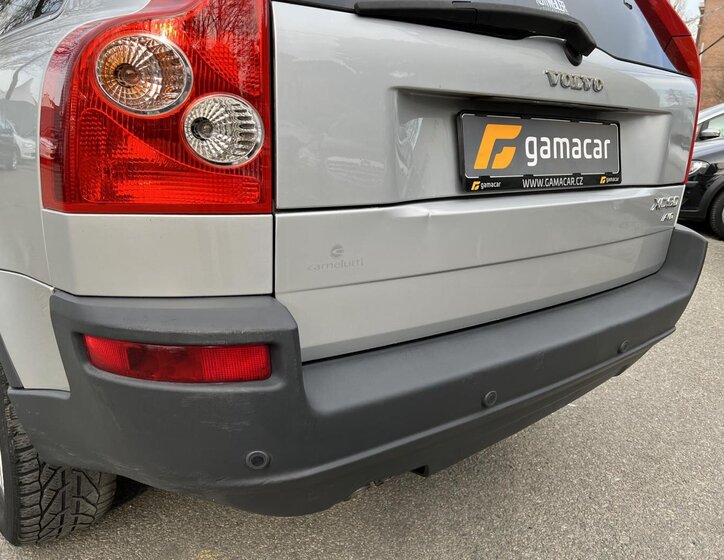 Volvo XC90 SUV / Terénní 2,4 l 120 kw