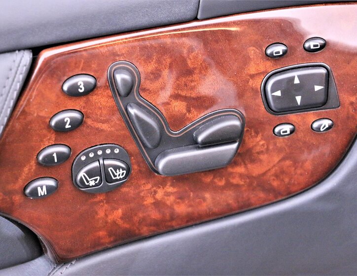 Mercedes-Benz CL Kupé 5,4 l 265 kw