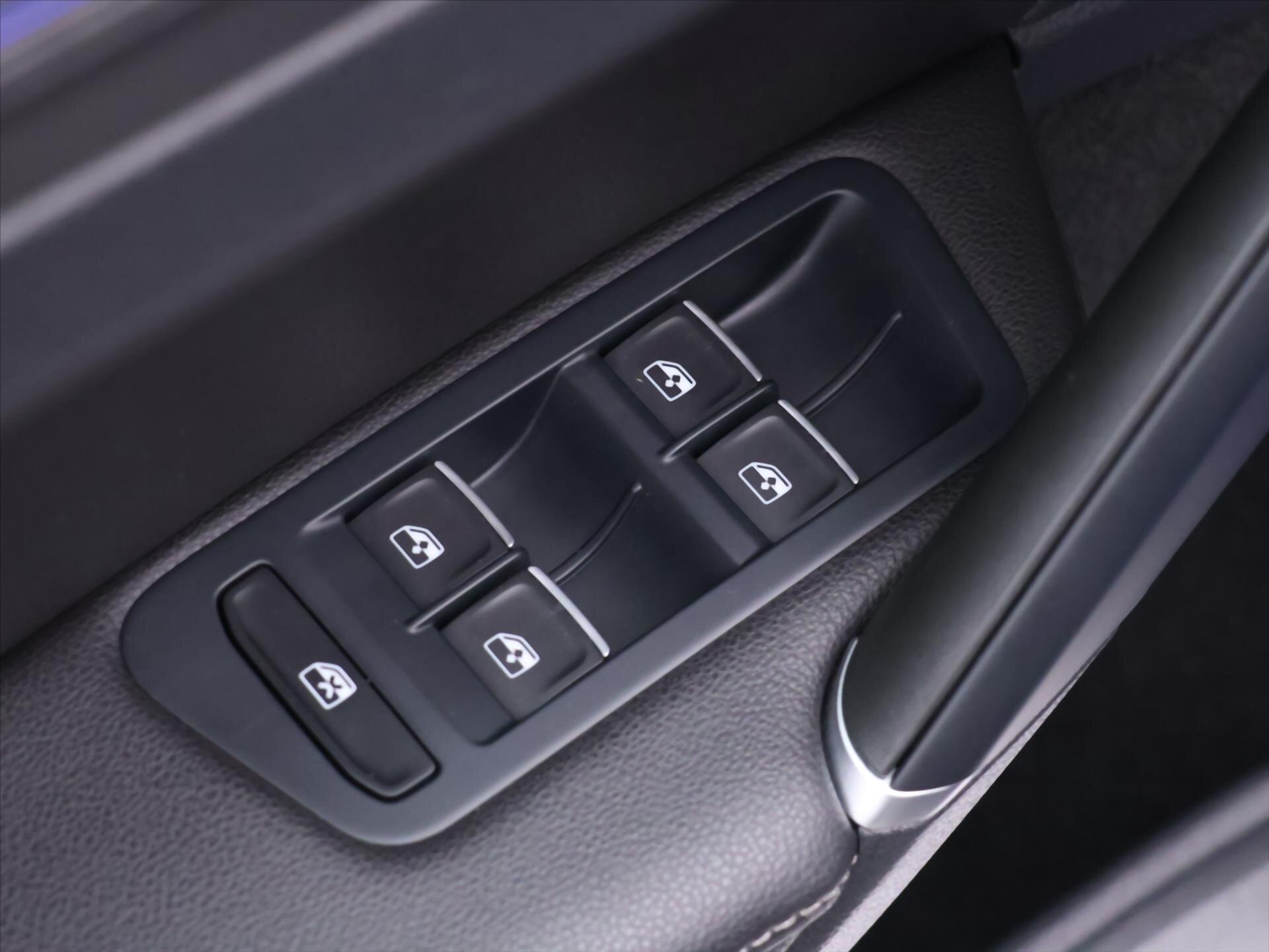 Volkswagen Golf Kombi 2,0 l 228 kw