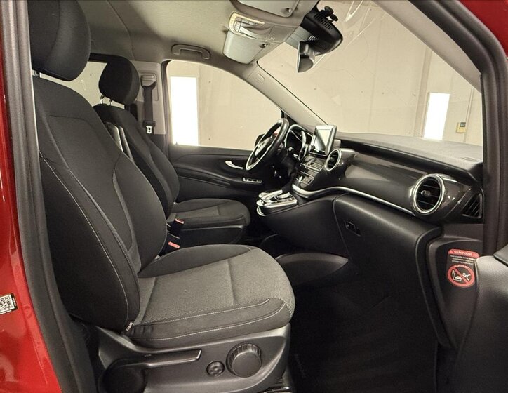 Mercedes-Benz Třídy V MPV 2,1 l 140 kw