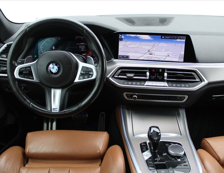 BMW X5 SUV 3,0 l 195 kw