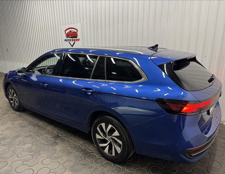 Volkswagen Passat Kombi 1,5 l 110 kw