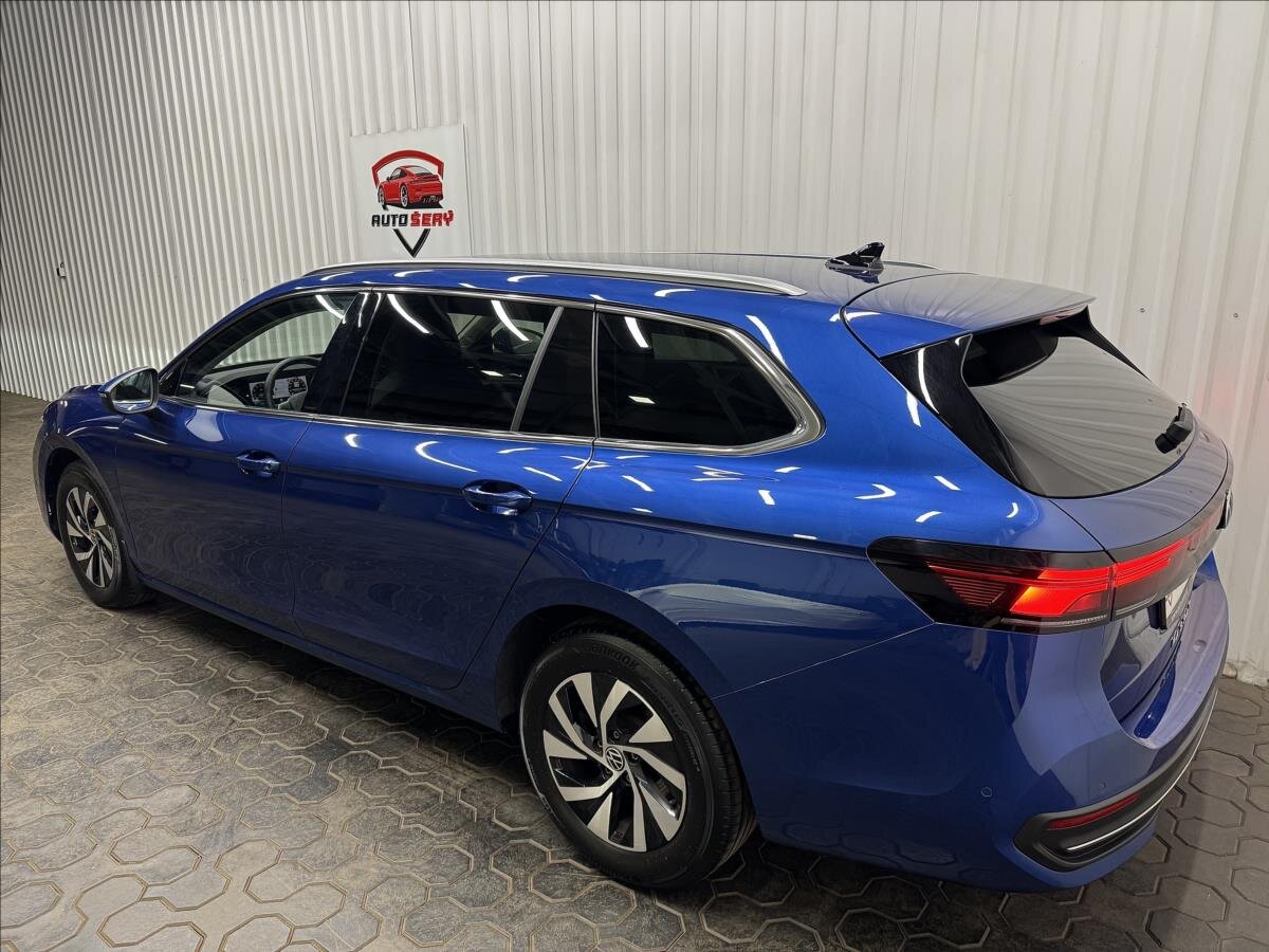 Volkswagen Passat Kombi 1,5 l 110 kw