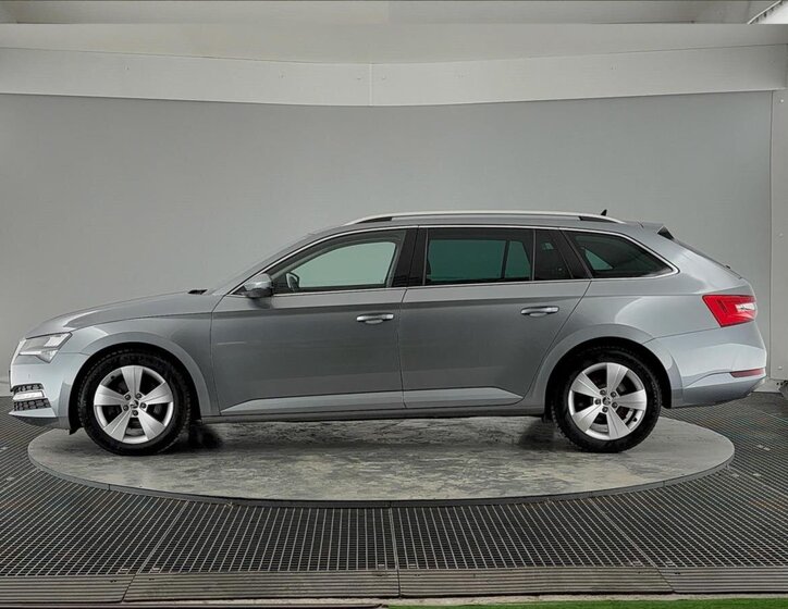 Škoda Superb Kombi 2,0 l 110 kw