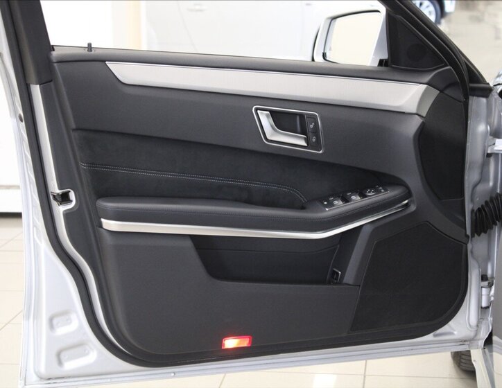 Mercedes-Benz Třídy E Sedan 2,1 l 150 kw