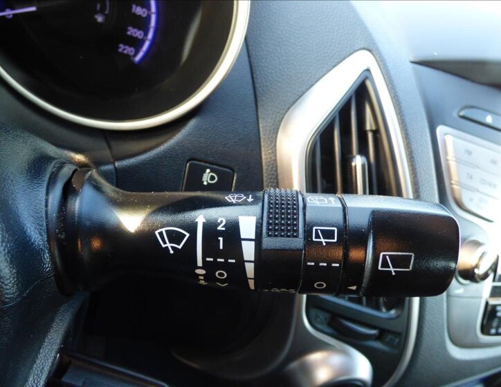 Hyundai ix35 SUV / Terénní 1,6 l 99 kw