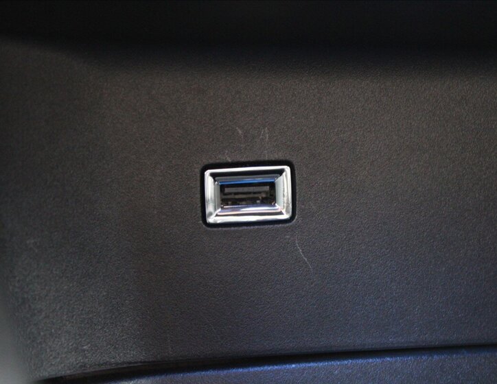 Peugeot 3008 SUV 1,5 l 96 kw