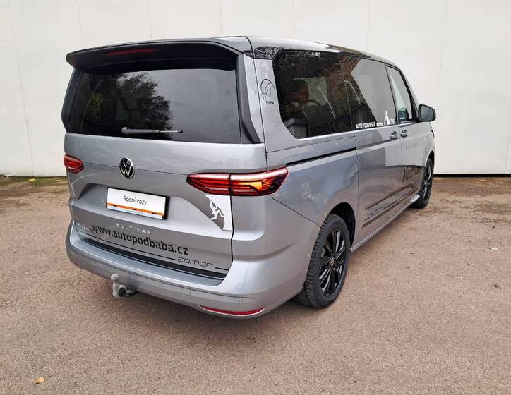 Volkswagen Multivan 2